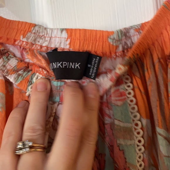 MINKPINK Backyard Bliss off-the-shoulder top - Picture 5 of 5